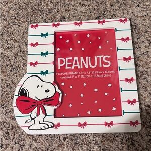 Peanuts Snoopy Christmas Bowtie Picture Frame Fits 5X7